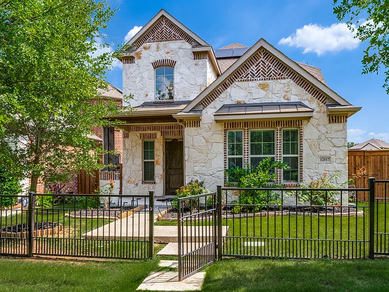 12517 Murray Ln — Photo 2