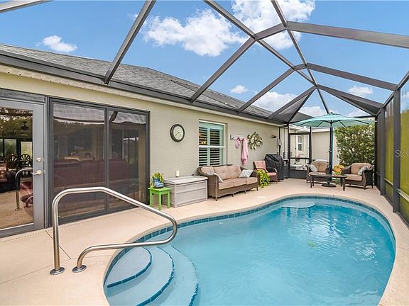 4th image of 3825 Valleybrook Way