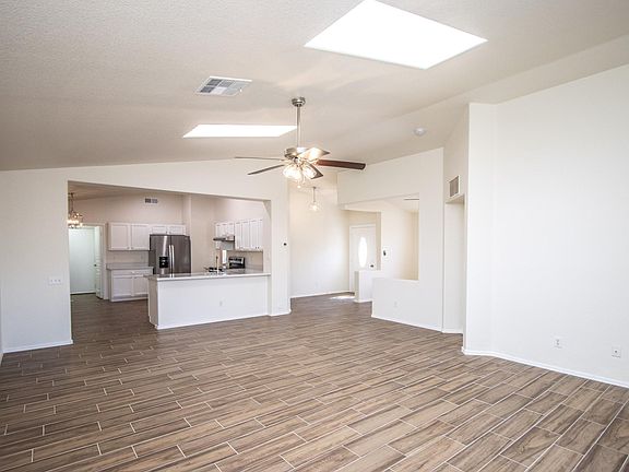 3rd image of 8740 E Nido Cir
