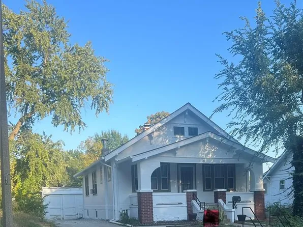 811 S Crysler Ave, Independence, MO 64052