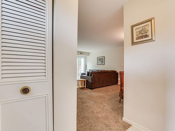 5th image of 4101 Pleasant Meadow Ct #87C