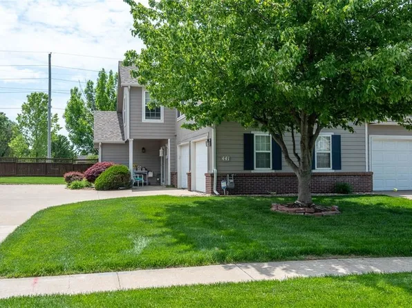 441 W Hawthorn St, Gardner, KS 66030