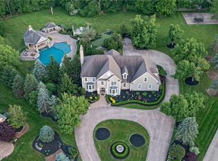 915 Creek View Dr, Aurora, OH 44202