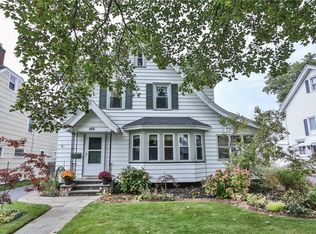 140 Wimbledon Rd, Rochester, NY 14617