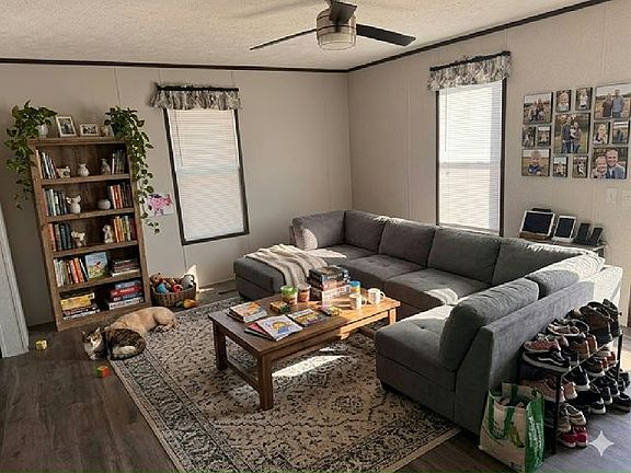 3rd image of 65 Rustic Pkwy #129