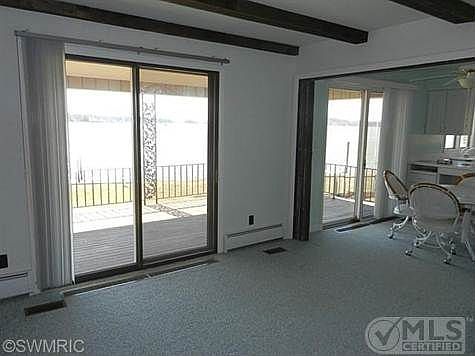 4th image of 1366 Linwood Dr