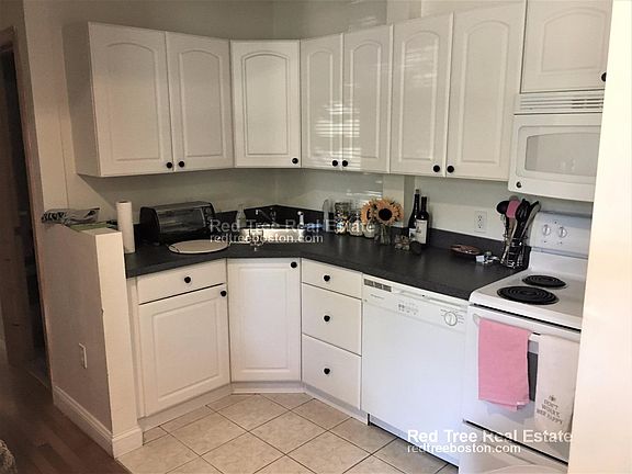 3rd image of 1801 Beacon St Brookline Ma 02445 #12
