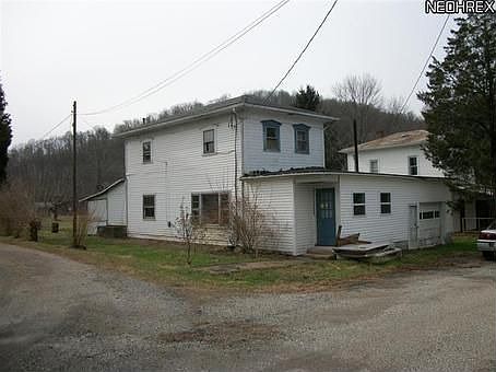 1st image of 28425 Long St
