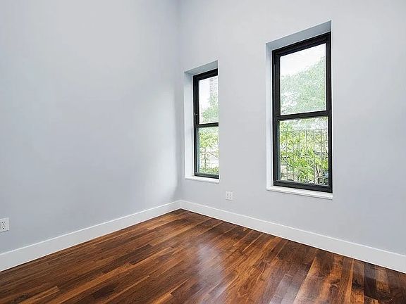 4th image of 347 E 105th St APT 4W