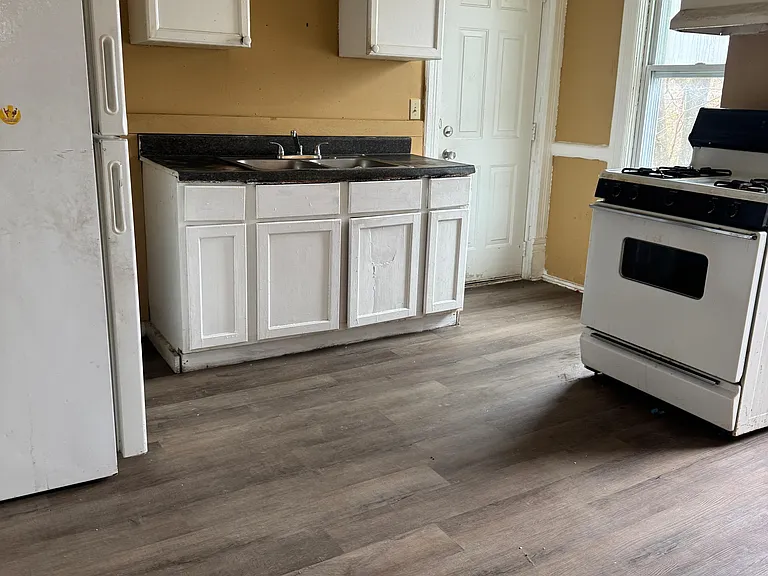 1102 Butternut St #2 — Photo 30