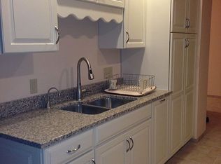 31 1st St, Westerly, RI 02891