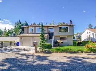 214 Crestwood St, Fairview, OR 97024