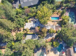 490 Walsh Rd, Atherton, CA 94027