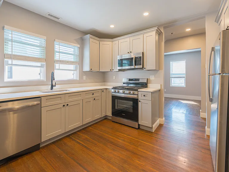 42 Vernal St #1 — Photo 3