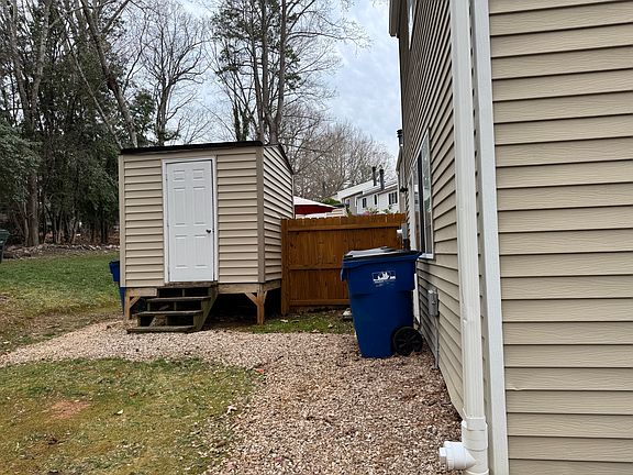 5th image of 7701 Ohmann Ct