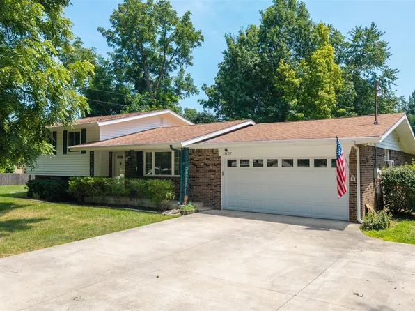 11107 Eller Rd, Fishers, IN 46038
