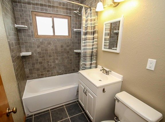 5th image of 112 N Washington Ave