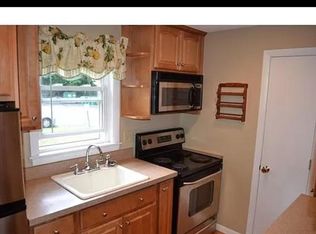 462 Nahatan St APT D4, Norwood, MA 02062