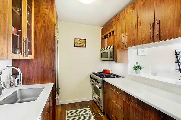 Sold by Town Residential | media 11