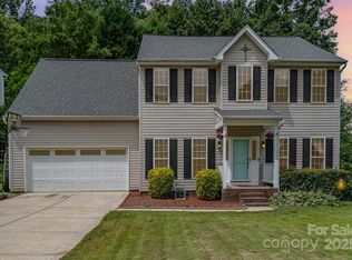 108 Shade Tree Cir, Fort Mill, SC 29715