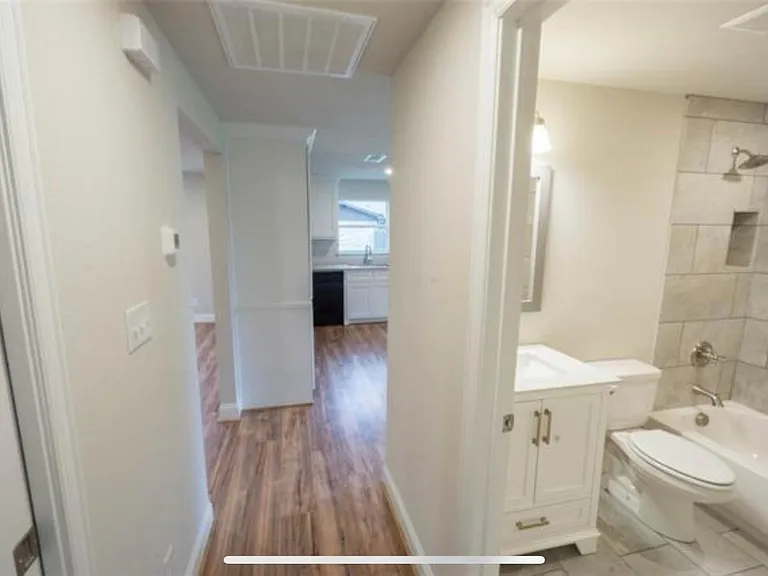 8020 Raymond Ave — Photo 8