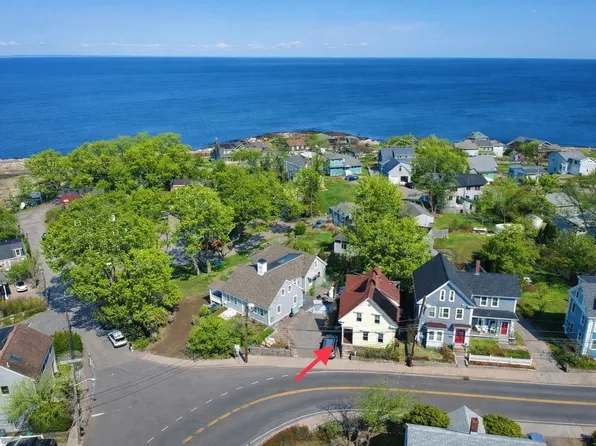 4 Langsford St, Gloucester, MA 01930