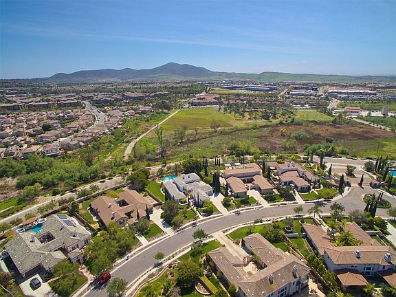4th image of 17021 Castello Cir