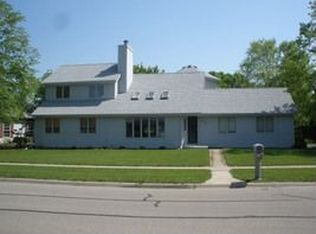 3649 Sage Dr, Rockford, IL