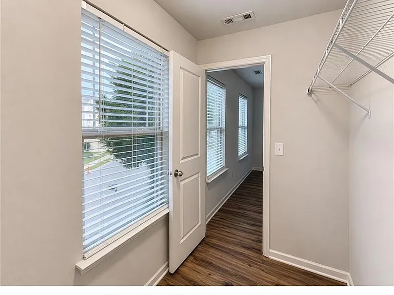 3432 Castleberry Village Cir — Photo 21