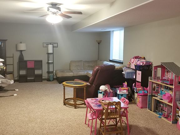 5th image of 1407 Algonquin Dr