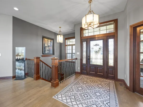 932 Prescott Ln, Marion, IA 52302