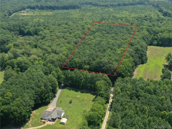 2719 Island Rd, Gloucester, VA 23061