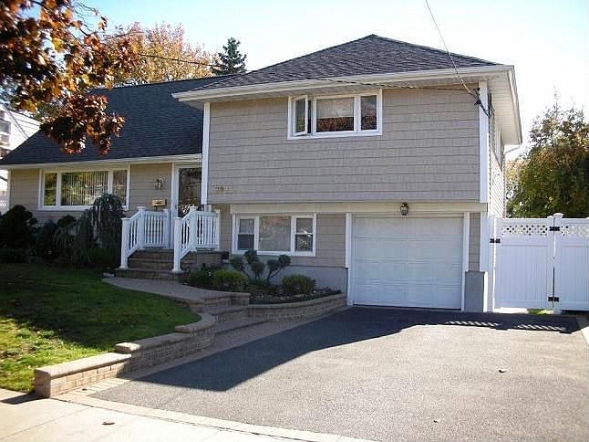 1st image of 293 Concord Ave