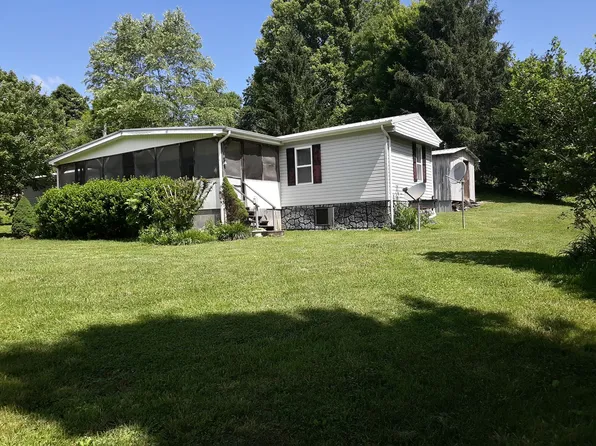 104 Whittemore Rd, Hampton, TN 37658