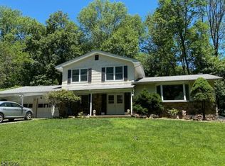 15 Beatty Rd, Port Murray, NJ 07865