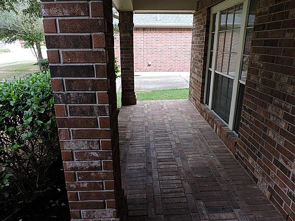 4th image of 4826 Mission Lake Ct