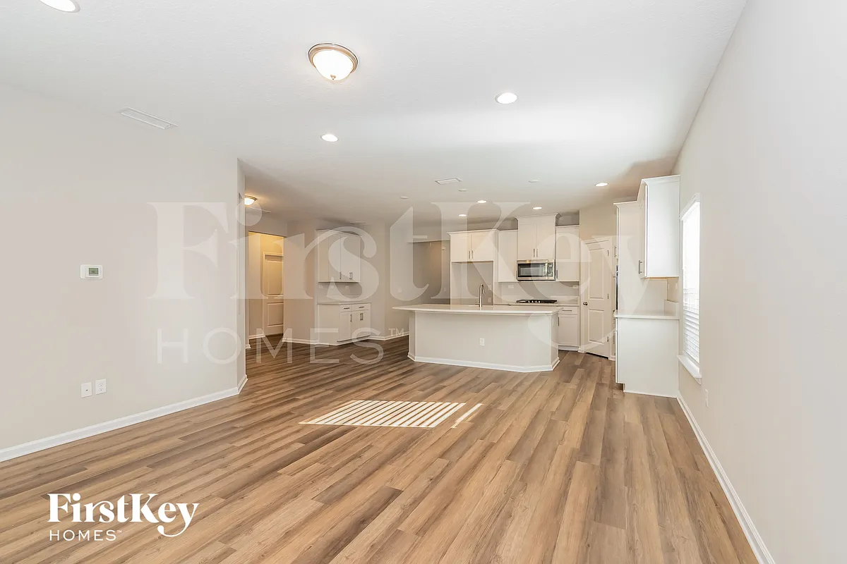 Building Photo - 2873 Copperwood Ave