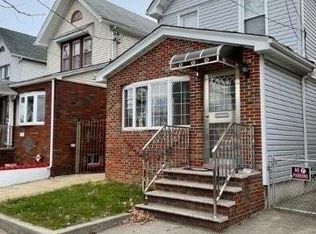11215 109th Ave, Jamaica, NY 11420