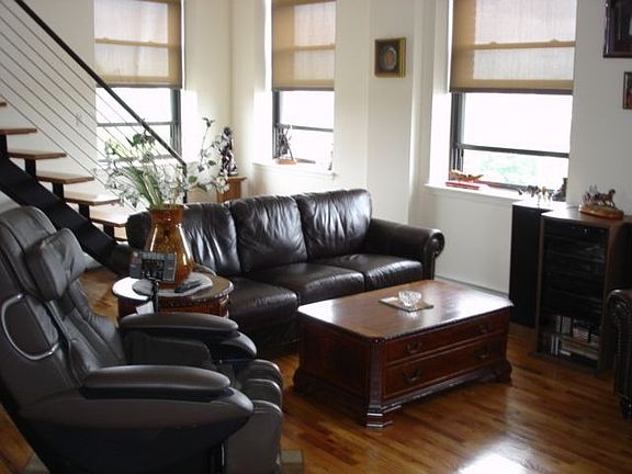 3rd image of 7618 69th Pl APT 5D