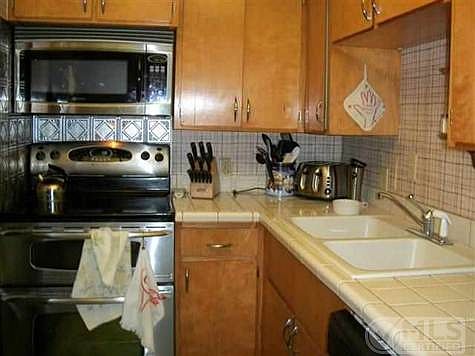 2nd image of 36 Elmwood Ave