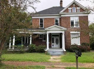 1008 3rd Ave N, Columbus, MS 39701