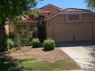 6613 E Saddleback St, Mesa, AZ 85215