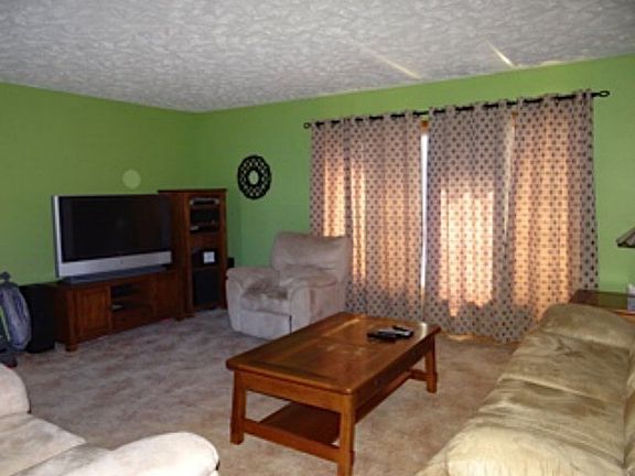 4th image of 4306 Lariat Ln