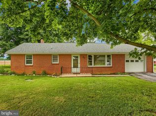 2191 Newville Rd, Carlisle, PA 17015