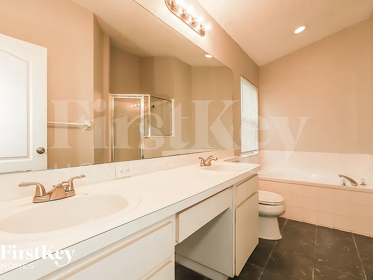 1216 Timber Trace Dr — Photo 7