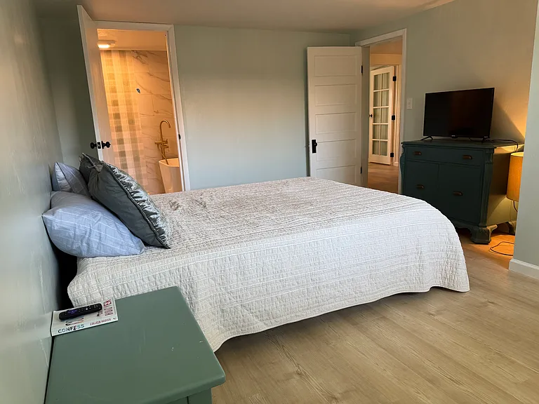 155 N 200 E — Photo 16