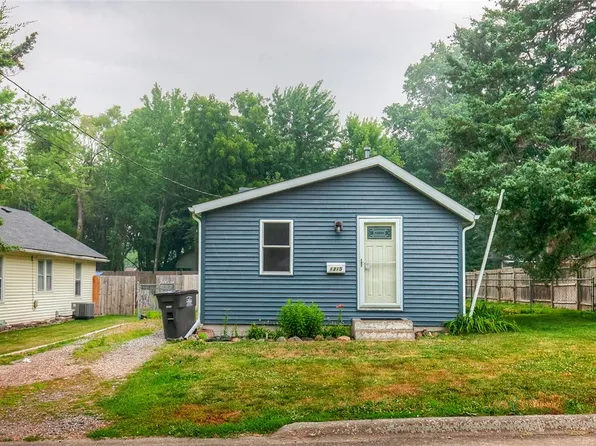 1315 Emma Ave, Des Moines, IA 50315