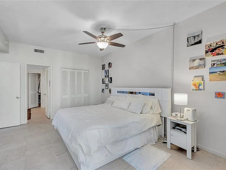 1 Beach Dr SE #1309 — Photo 13