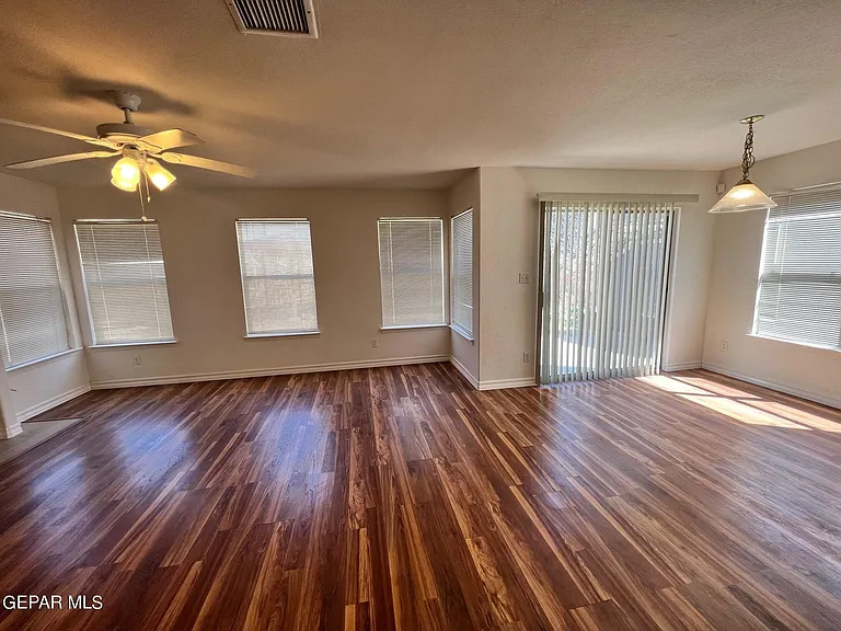 7105 Tierra Roja St — Photo 11