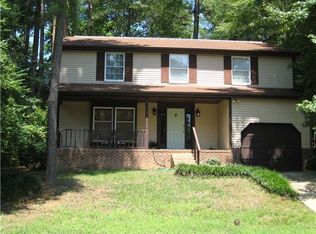 108 Hollowoak Ct, Cary, NC 27513